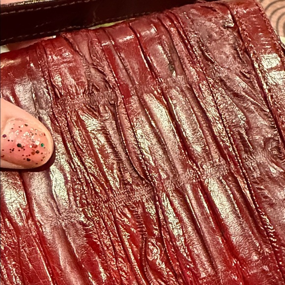 Vintage America Deep Red Crossbody eel Bag - Picture 8 of 9